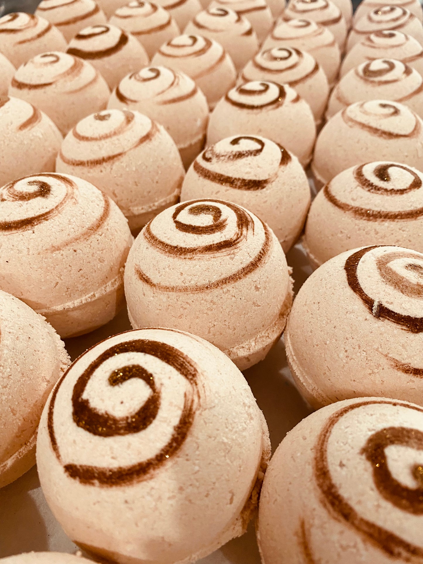 cinnamon roll Handmade natural bath bombs near me what is a bath bomb maker where to buy bath bombs fun kid friendly relaxing bath bomb