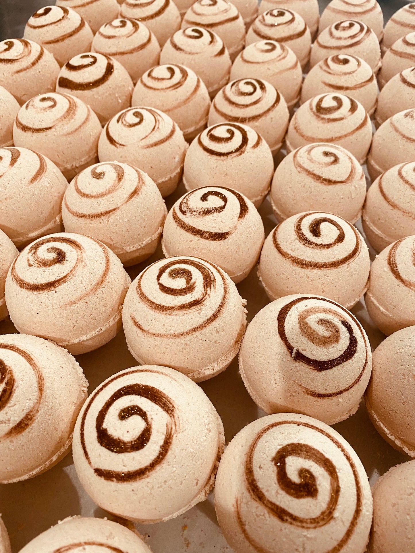 cinnamon roll Handmade natural bath bombs near me what is a bath bomb maker where to buy bath bombs fun kid friendly relaxing bath bomb