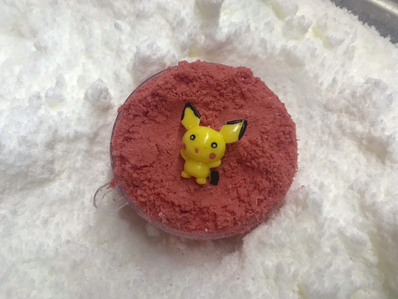 Poke-Bomb Toy Bath Bomb